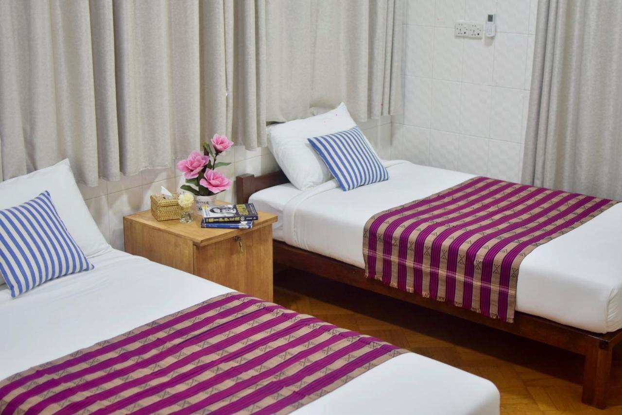 Celia Hostel Мандалай Екстер'єр фото