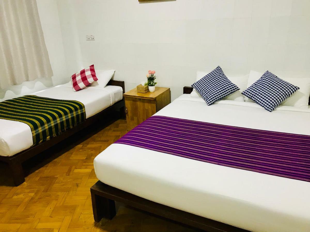 Celia Hostel Мандалай Екстер'єр фото